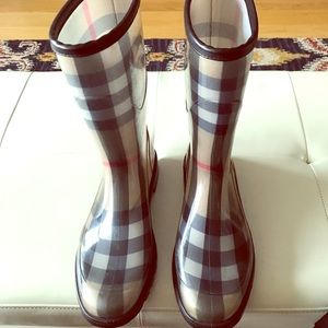 Authentic Burberry Snow boots